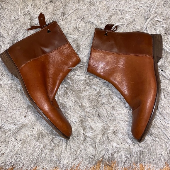 Madewell Shoes - Madewell chestnut haynes booties